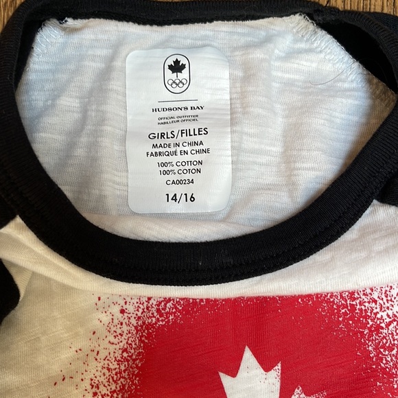 Hudson’s Bay Team Canada Tokyo Olympics long sleeve T-shirt - Picture 5 of 7